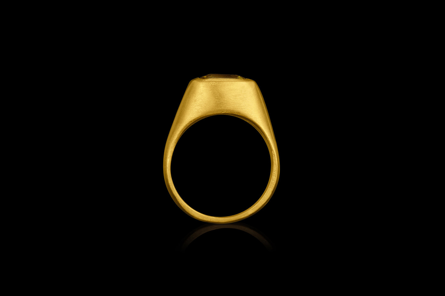 Asscher-Cut Yellow Sapphire Medici Signet Ring