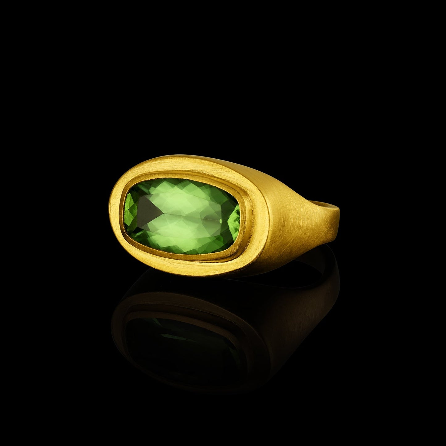 Peridot Tablet Signet Ring
