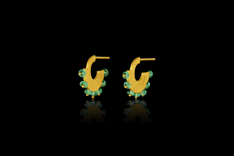 Emerald spine hoop earrings inspired by designs from Moche, an ancient Andean civilization.  