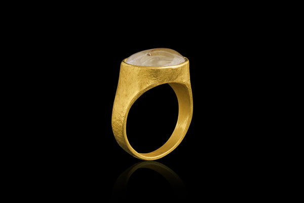 Rock Crystal Cabochon Roman Signet Ring Side View 