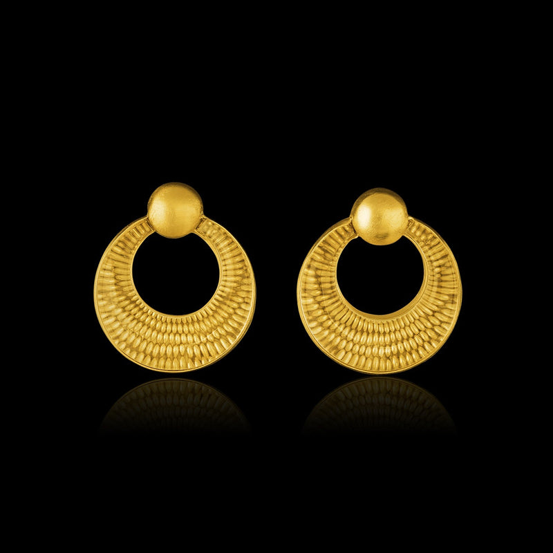 Rock crystal over yellow gold granulation earrings inspired by Ancient Egyptian paintings.